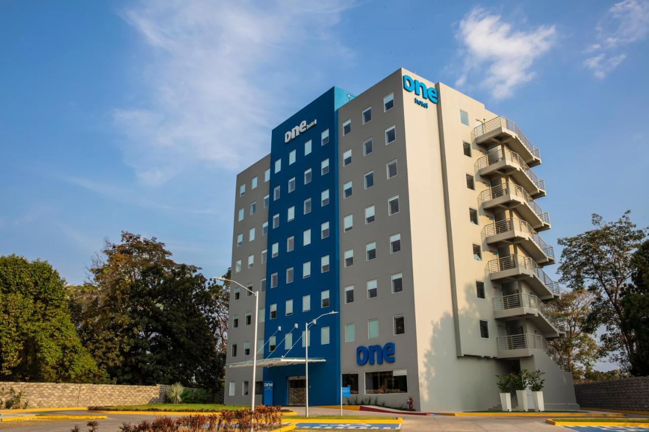One Tapachula Hotel Exterior photo